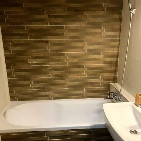Mikszath Street Apartman